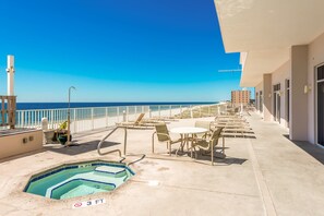 Imagen sin descripción, 4 de 25, botón