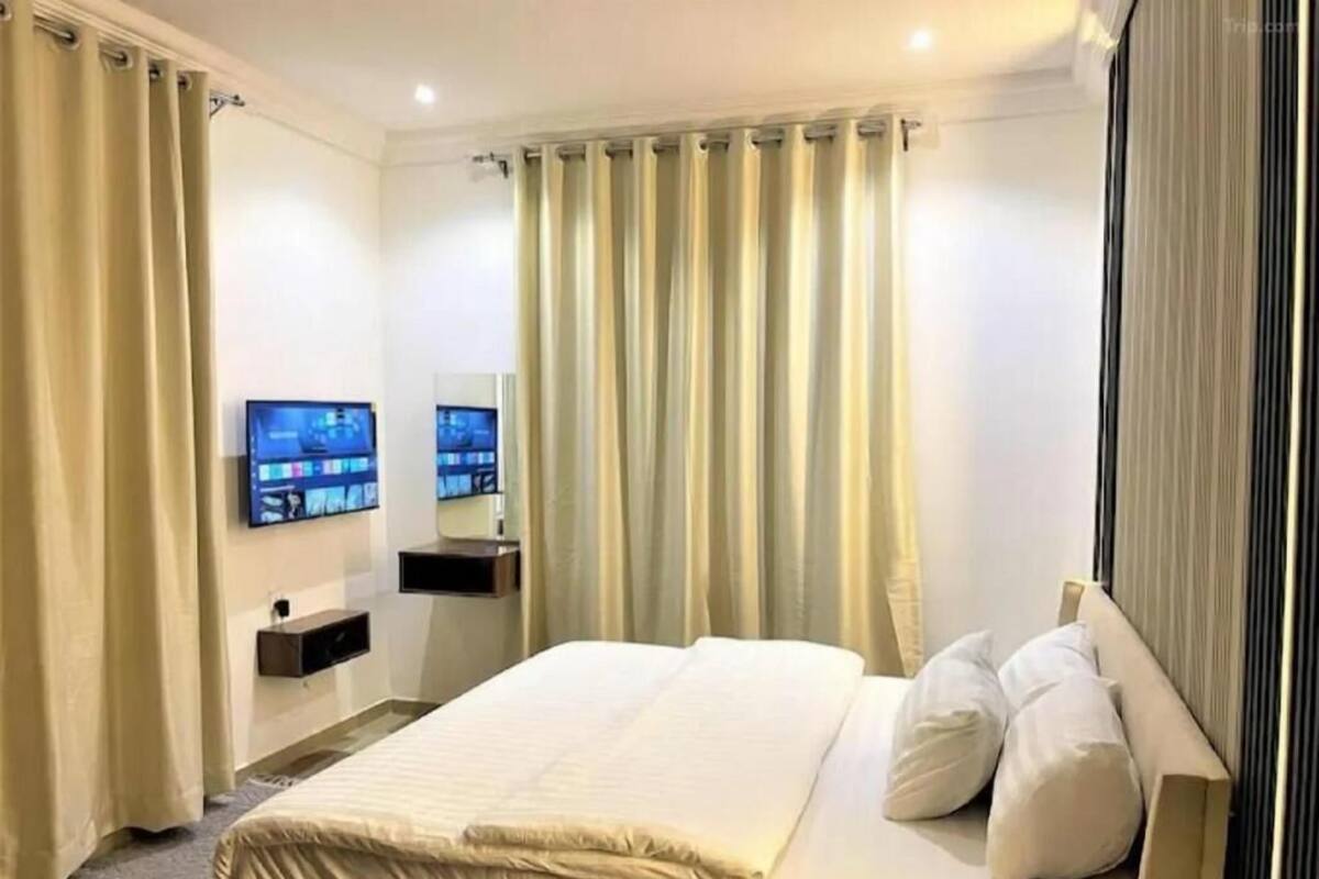 Standard-Einzelzimmer | Bügeleisen/Bügelbrett, kostenloses WLAN