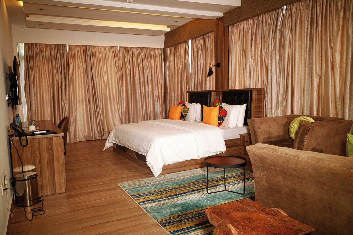 Deluxe-Zimmer | Bügeleisen/Bügelbrett, kostenloses WLAN