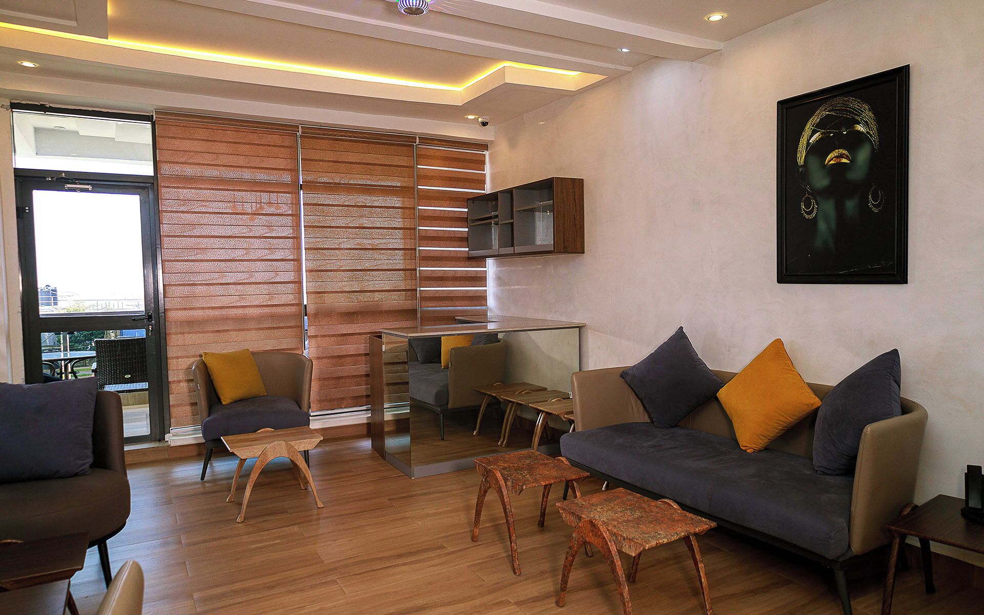 Deluxe Room | Living area