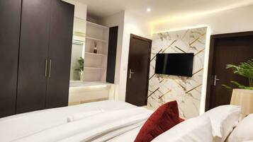 Economy Room | Iron/ironing board, free WiFi