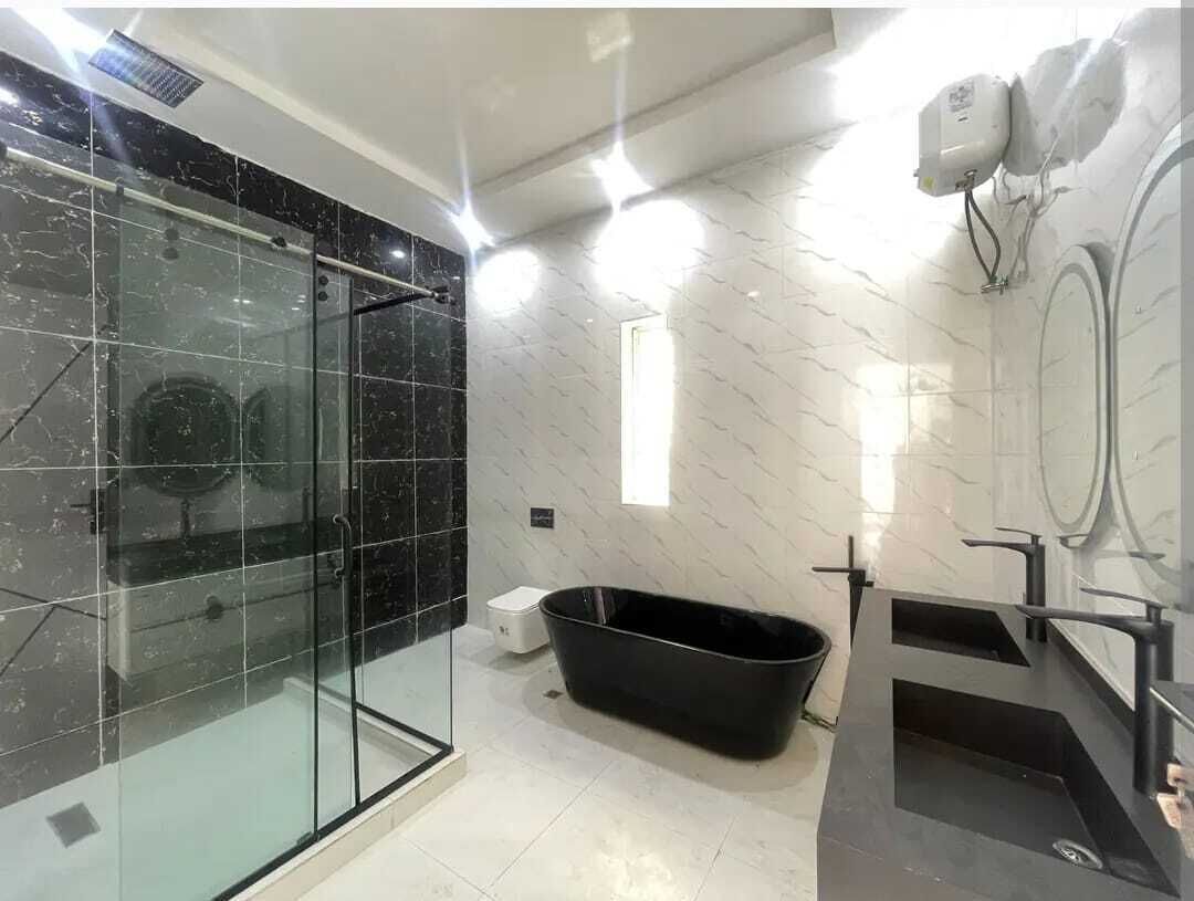 Economy Room | Bathroom | Slippers