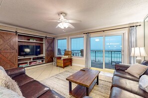 TV, DVD player, offices - Third-floor bright Gulf front condo with dreamy views - close to everything (Fort Walton Beach)