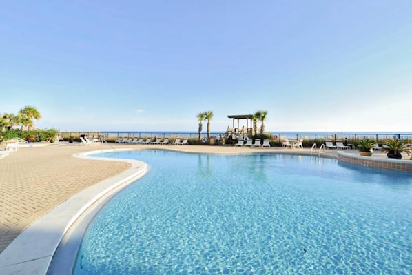 Pool - 13th-floor condo with amazing views, pools, gym & beach access (Perdido Key)