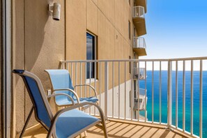 Property grounds - Resort condo w/ free WiFi, shared pool & amenities, just steps from the beach (Panama City Beach)