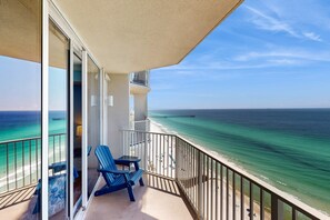 Property grounds - Serene condo w/ panoramic gulf-front views, pools & hot tubs Walk to Pier Park (Panama City Beach)