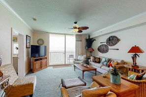 TV, offices - Gorgeous gulf-front location & resort pools, beach service, and hot tubs (Panama City Beach)
