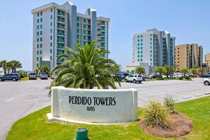 Exterior - 9th-floor, Gulf-front condo with spectacular views, pool, beach access & private balcony (Perdido Key)