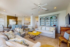 TV, DVD player, offices - Beachfront escape w/ sweeping ocean views & shared pool - snowbirds welcome! (Santa Rosa Beach)