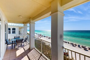 Outdoor dining - Beachfront escape w/ sweeping ocean views & shared pool - snowbirds welcome! (Santa Rosa Beach)