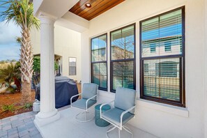 Terrace/patio - Villa Lago - Seaside Sanctuary (Miramar Beach)