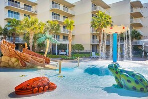 Children’s area - 2nd Floor Cozy Condo At Waterscape 490 Feet Of Private Beach (Fort Walton Beach)