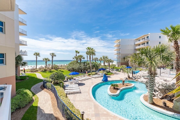 Pool - Fifth-floor condo with balcony, pools, hot tub, gym, W/D, &WiFi - beach access (Fort Walton Beach)