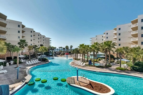 Pool - Beachy Gulf-front condo at Waterscape Washer/dryer in-unit 490 feet of beach (Fort Walton Beach)