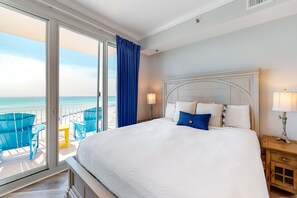 3 bedrooms, iron/ironing board, WiFi, bed sheets - Incredible Gulf-Front Condo On Okaloosa Island 490 Feet Of Private Beach (Fort Walton Beach)