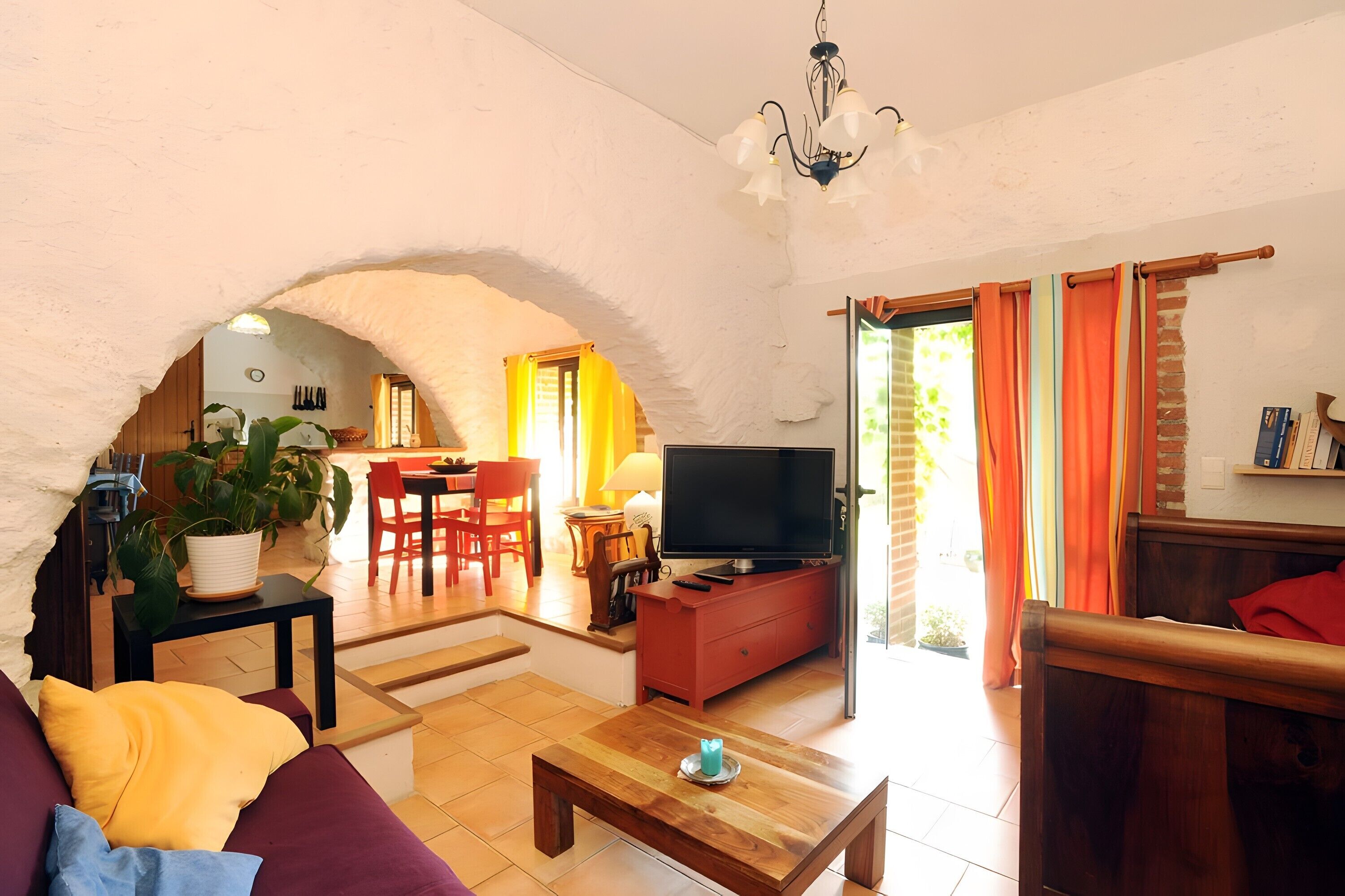 Tv och ett bordtennisbord