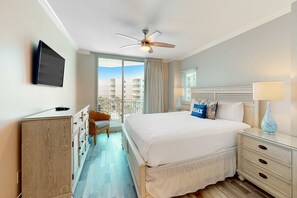 2 bedrooms, iron/ironing board, WiFi, bed sheets - 4th-floor remodeled condo with pool, hot tub, fitness room, balcony & lazy river (Fort Walton Beach)