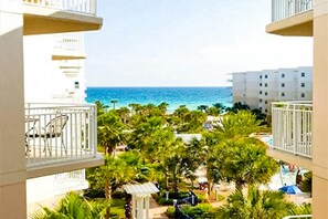 Property grounds - Inviting, Beach-Chic Condo On Okaloosa Island 490 Feet Of Private Beach (Fort Walton Beach)