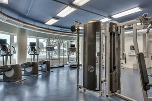 Fitness facility - Elegant, Spacious Condo On Okaloosa Island 490 Feet Of Private Beach (Fort Walton Beach)