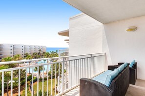Property grounds - 6th Floor Cozy, 'At Home' Condo At Waterscape Steps To Beach Lazy River (Fort Walton Beach)