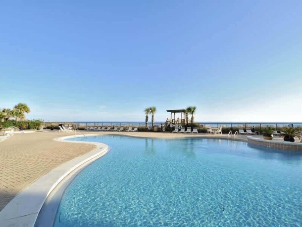 Pool - 6th-floor charming condo with amazing views & pools (Perdido Key)