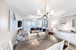 TV, DVD player, offices - 4th-floor Gulf-front condo with pools - near entertainment (Perdido Key)