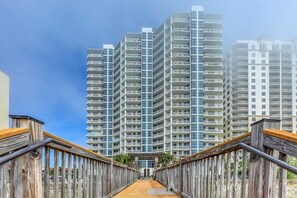 Exterior - 4th-floor Gulf-front condo with pools - near entertainment (Perdido Key)