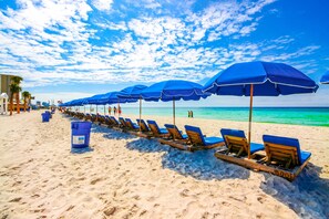 Beach nearby - Beachfront Condo with Access to Pool, Gym, & Game Room - Snowbirds Welcome (Panama City Beach)