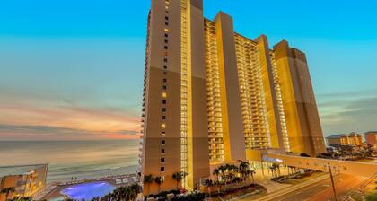 Gulf-Front Condo w/ 14th-Floor Views, Beach Service & Shared Pools/Hot Tubs