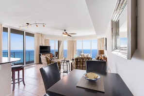 Dining - 16th-floor waterfront condo with fast WiFi, Gulf view, pools, hot tubs, & gym (Panama City Beach)