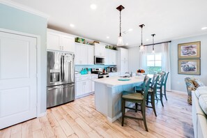 Fridge, microwave, oven, stovetop - Contemporary Home w/ Shared Pool & Hot Tub, High-Speed WiFi, W/D, & Central AC (Perdido Key)