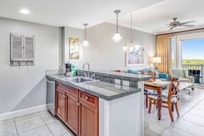 Interior - Vibrant seventh-floor condo with pool, hot tub, sauna, private W/D & fast WiFi (Miramar Beach)