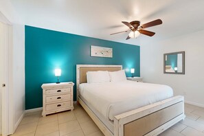 2 bedrooms, iron/ironing board, WiFi, bed sheets - Renovated Condo | Pool + Beach Access (Miramar Beach)
