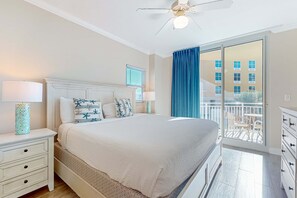 2 bedrooms, iron/ironing board, WiFi, bed sheets - 2nd Floor Waterscape Condo w/ Beach Access, Beach Service, Shared Amenities (Fort Walton Beach)