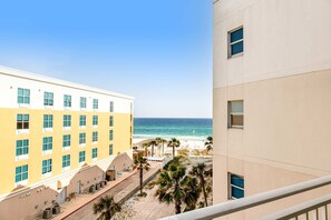 Property grounds - Spacious Condo At Waterscape Lovely Gulf Views Playground, 2 Hot Tubs (Fort Walton Beach)