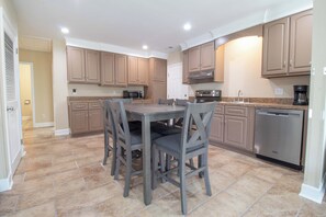 Unclassified image, 5 of 28, button - Island Cottage on Grimball-James Island Retreat (Charleston)