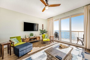 TV, DVD player, offices - Tropical, waterfront oasis with furnished balcony, pools, & beach access (Panama City Beach)