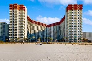 Exterior - Luxury Gulf-view condo with Pool, Hot tub & Gym access (Panama City Beach)