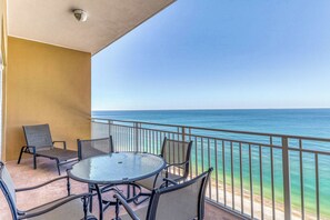 Outdoor dining - Waterfront condo with pool, hot tub, private balcony and oceanfront views (Panama City Beach)
