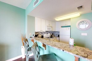 Fridge, microwave, oven, stovetop - Beachfront, seafoam sanctuary with furnished balcony, pools, & gym (Panama City Beach)