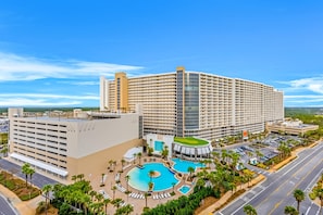 Exterior - Gulf-view condo w/shared pool & hot tub, WiFi, beach access, central AC, balcony (Panama City Beach)