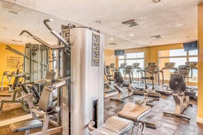 Fitness facility - Zen Gulf-front condo with amazing views, pool, beach access, gym & game room (Panama City Beach)