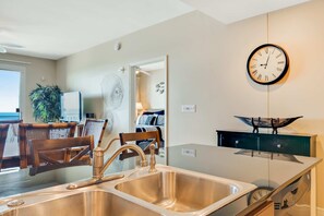 Interior - Beautiful condo with all the comforts of home | Pool | Hot tub (Panama City Beach)
