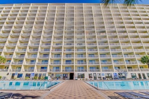 Pool - Summit Unit 325 | Ocean-view condo with a pool - snowbird-friendly (Panama City Beach)