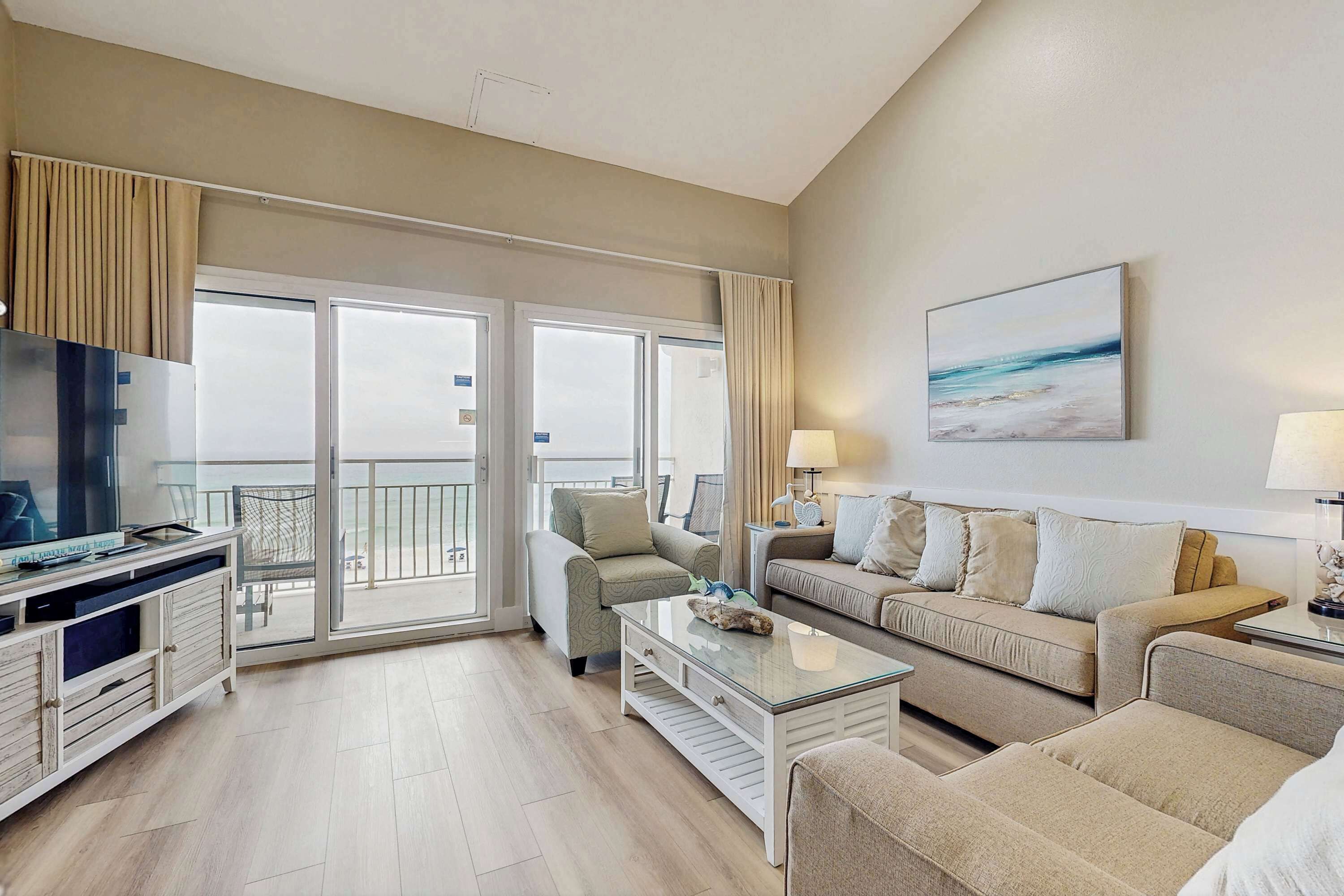 Fernseher, DVD-Player, Arbeitsbereiche