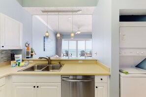 Fridge, microwave, oven, stovetop - Inviting Gulf-front condo In Perdido Key with waterfront pool/hot tub and oceanfront balcony (Perdido Key)