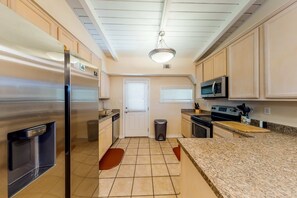 Fridge, microwave, oven, stovetop - Lakefront Home near the Beach w/Free WiFi, Private Balcony, W/D & Great Location (Panama City Beach)
