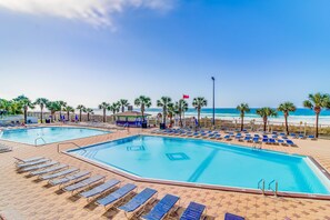 Pool - Gulf-front condo with balcony, W/D, direct beach access, pools, hot tub & gym (Panama City Beach)