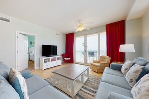 TV, DVD player, offices - Sunny, eighth-floor, beachfront condo with pools, hot tub, & fitness room (Panama City Beach)