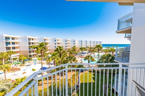 Property grounds - 5th Floor Lovely Spacious Condo At Waterscape Waterfall, Lazy River (Fort Walton Beach)